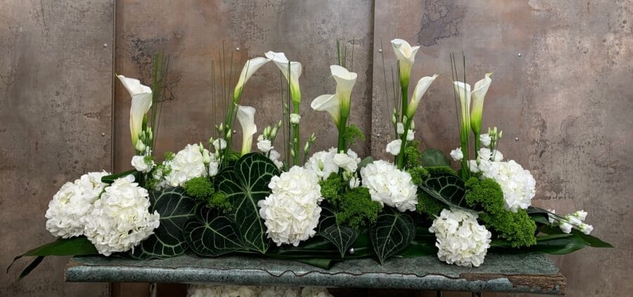 Arrangement autel moderne vert et blanc